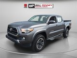 Used 2017 Toyota Tacoma SR5 w/ Tow Package image 2