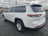 Used 2023 Jeep Grand Cherokee L Laredo image 3