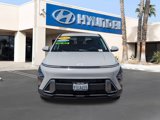 Certified 2025 Hyundai Kona SE image 5