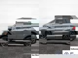 Used 2022 Volkswagen Tiguan SE image 2