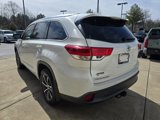 Used 2018 Toyota Highlander XLE image 5