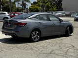 Used 2022 Nissan Sentra SV image 2