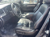 Used 2015 Toyota Highlander XLE image 5