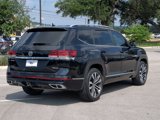 Used 2021 Volkswagen Atlas SEL R-Line image 3