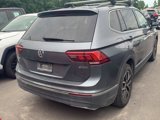 Used 2021 Volkswagen Tiguan SE w/ Panoramic Sunroof Package image 6