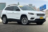 Used 2022 Jeep Cherokee Latitude Lux image 2