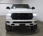 Used 2019 RAM 1500 4x4 Crew Cab image 3