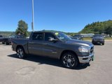 Used 2020 RAM 1500 4x4 Crew Cab image 3