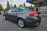 Used 2017 Ford Fusion SE image 3