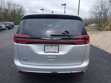 Certified 2023 Chrysler Pacifica Limited image 5