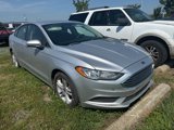 Used 2018 Ford Fusion SE w/ Fusion SE Technology Package image 3