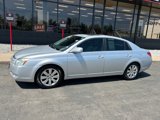 Used 2006 Toyota Avalon XLS image 2