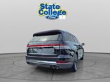 Used 2020 Lincoln Aviator Reserve w/ Equipment Group 202A image 4