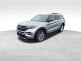 Used 2020 Ford Explorer XLT w/ Equipment Group 202A image 3