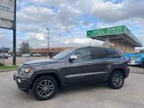 Used 2017 Jeep Grand Cherokee Limited image 3