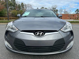 Used 2017 Hyundai Veloster image 4
