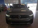 Used 2023 Volkswagen Tiguan SE R-Line image 3