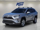 Used 2019 Toyota RAV4 XLE image 2