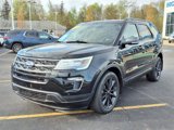 Used 2019 Ford Explorer XLT image 3