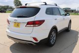 Used 2017 Hyundai Santa Fe SE image 3