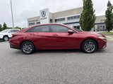 Used 2024 Hyundai Elantra Blue image 2