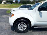 Used 2017 Nissan Frontier SV image 2