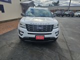 Used 2017 Ford Explorer XLT w/ Equipment Group 202A image 3