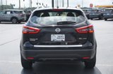 Used 2022 Nissan Rogue Sport SL image 5