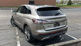 Used 2020 Lincoln Nautilus Reserve w/ Equipment Group 202A image 4