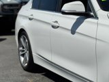 Used 2018 BMW 330i Sedan w/ Premium Package image 5