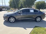 Used 2016 Chrysler 200 Limited image 2