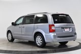 Used 2015 Chrysler Town & Country Touring image 5