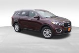 Used 2018 Kia Sorento LX image 3