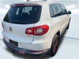 Used 2011 Volkswagen Tiguan SE image 5
