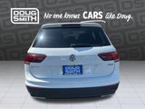 Used 2019 Volkswagen Tiguan SE image 4