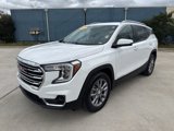 Used 2024 GMC Terrain SLT image 3