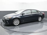 Used 2016 Toyota Avalon XLE Premium image 2
