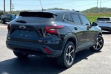 Used 2025 Chevrolet Trax RS w/ Sunroof Package image 2