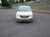 Used 2013 Chrysler Town & Country Touring image 2
