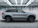 Used 2019 Jeep Grand Cherokee Limited image 3