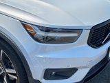 Used 2020 Volvo XC40 T5 R-Design image 4