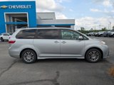 Used 2020 Toyota Sienna XLE image 3
