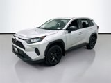 Used 2022 Toyota RAV4 LE image 3