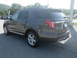Used 2017 Ford Explorer XLT w/ Equipment Group 201A image 4