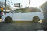 Used 2011 Toyota Sienna XLE image 4