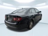 Used 2010 Volkswagen Jetta Limited Edition image 5