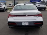New 2025 Hyundai Elantra SEL image 4