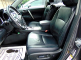 Used 2013 Toyota Highlander 4WD image 4