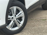 New 2025 Nissan Kicks Play S image 3