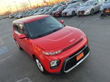 Used 2022 Kia Soul LX w/ Technology Package image 3